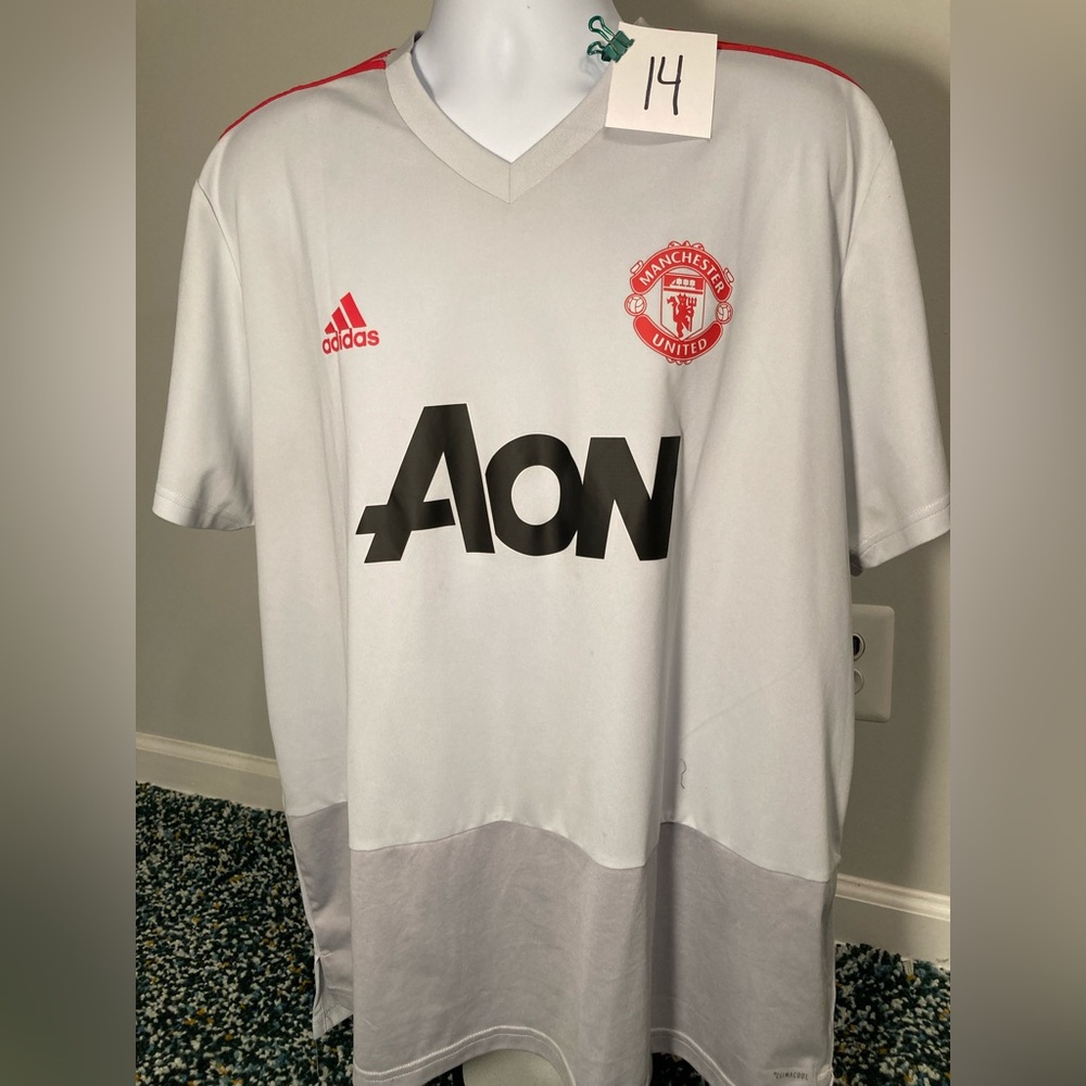 Manchester United 2018/19 Training Jersey - XXL
